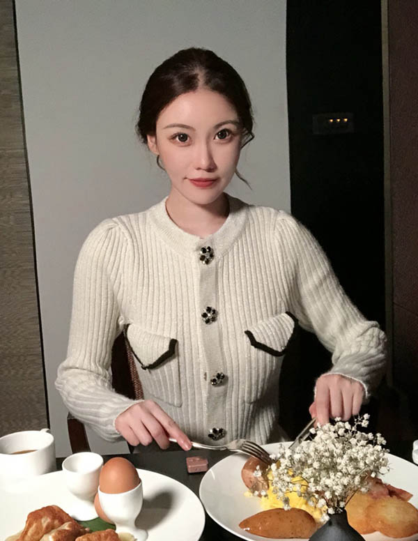 首尔援交女模特
